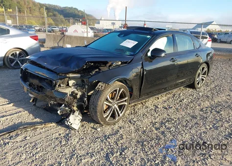 2021 Volvo S90 Recharge Plug-In Hybrid T8 R-Design from USA, damaged, VIN LVYBR0AT9MP197408